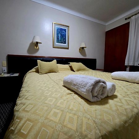 Hotel Presidente Сан-Мигель-де-Тукуман Экстерьер фото