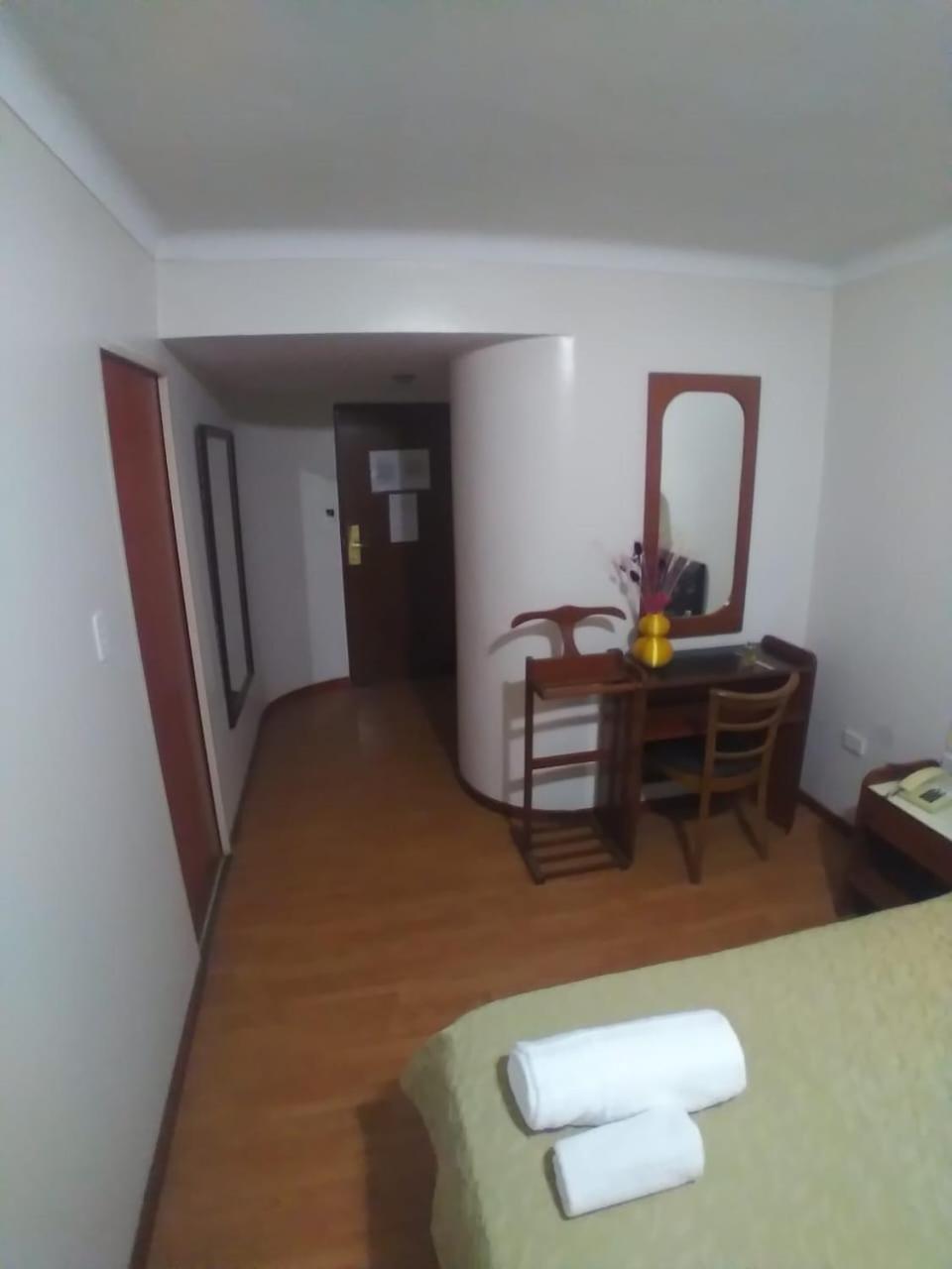 Hotel Presidente Сан-Мигель-де-Тукуман Экстерьер фото