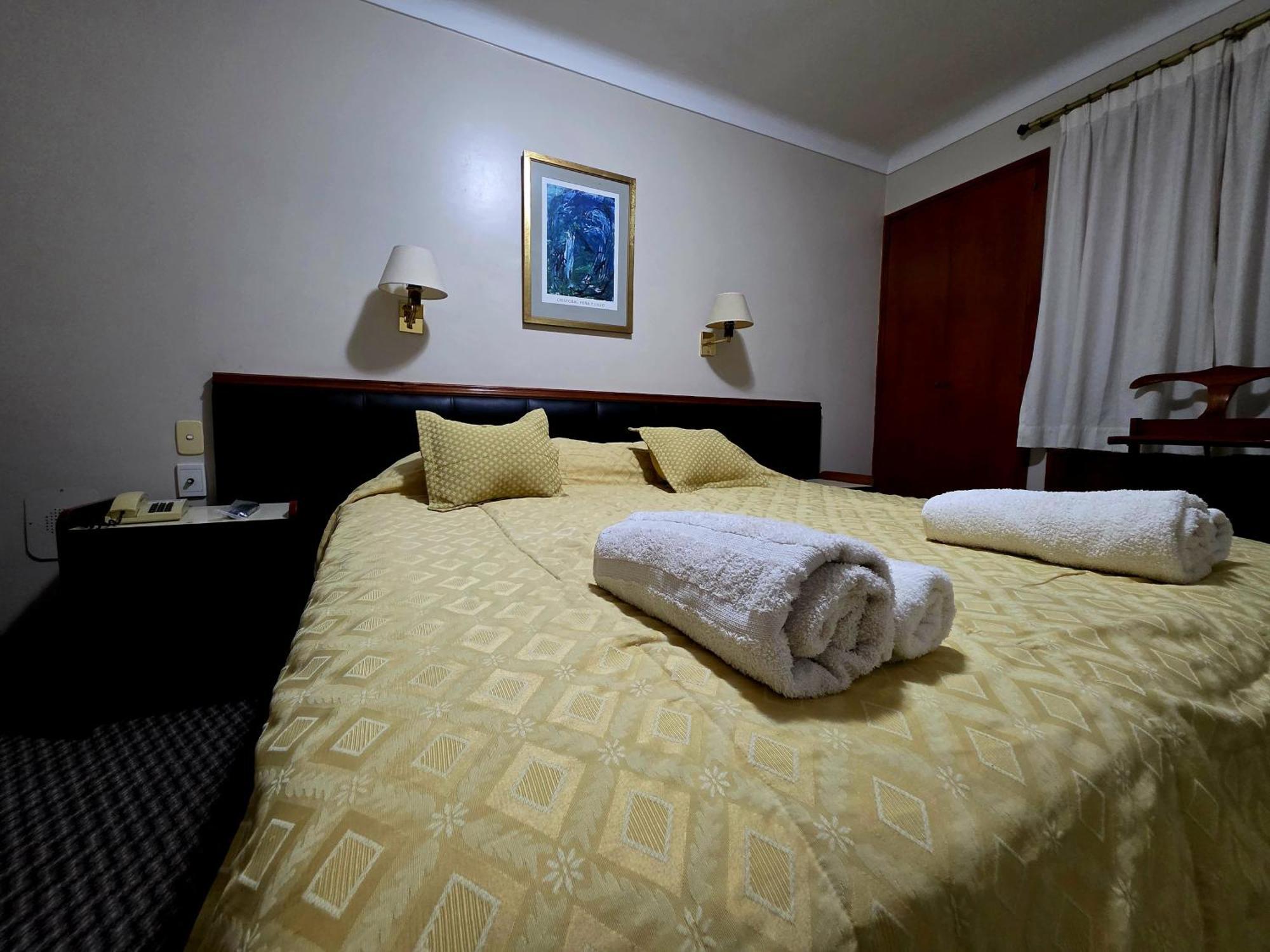 Hotel Presidente Сан-Мигель-де-Тукуман Экстерьер фото